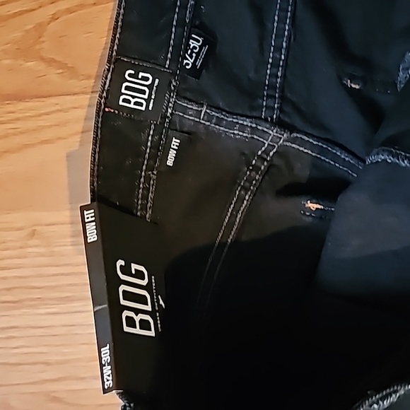 Jeans - Picture 3 of 5